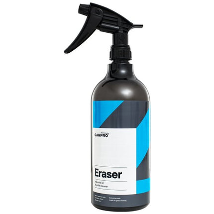 Odmašťovač laku CARPRO Eraser v plastové lahvi s rozprašovačem